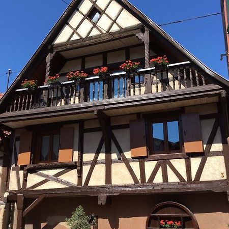 Maison A Colombage De 1602 Wintzenheim Extérieur photo